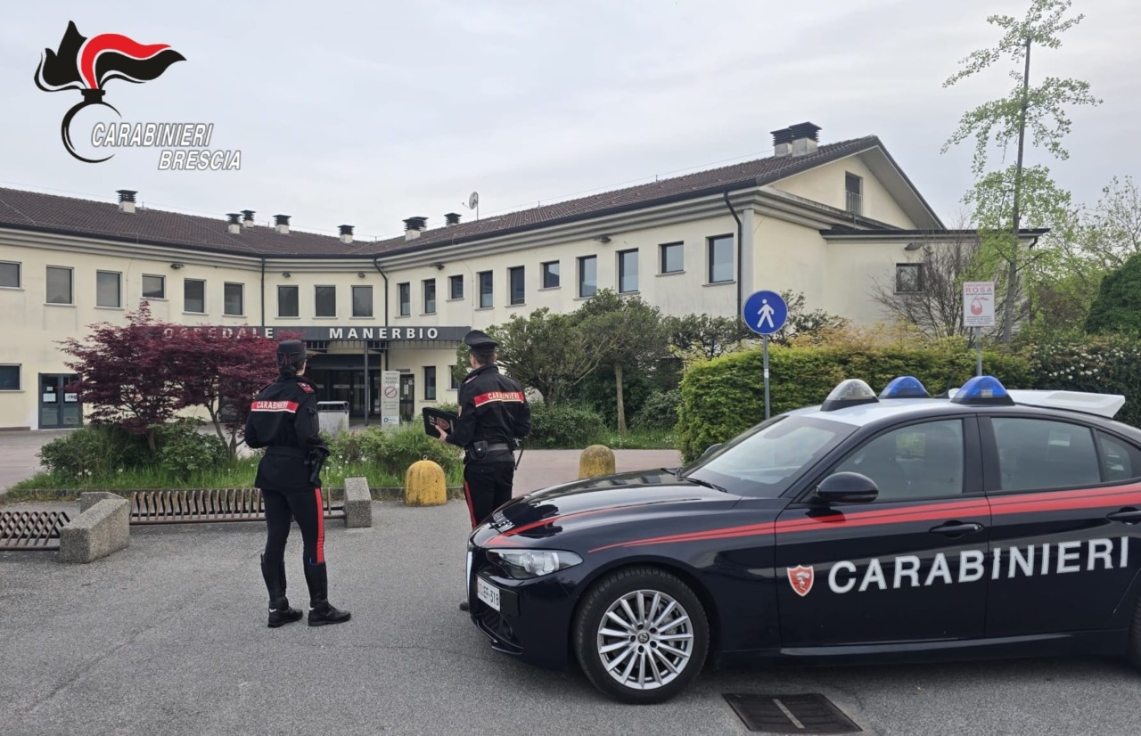 Arrestato un uomo per tentato furto di cosmetici da un’auto a Manerbio