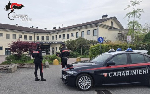 Arrestato un uomo per tentato furto di cosmetici da un’auto a Manerbio