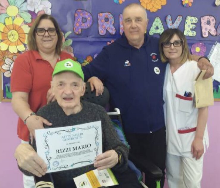 Il primo benefattore del ‘Pulmino dei nonni’ è un ospite della Rsa di Manerbio