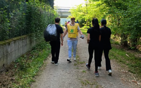Studenti dell’Istituto Mazzolari di Verolanuova in azione con Legambiente