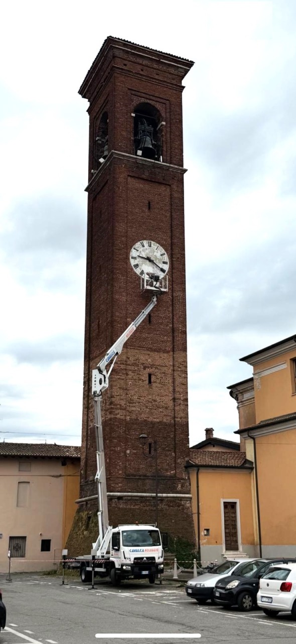 L’orologio della torre di Offlaga riprende a segnare il tempo