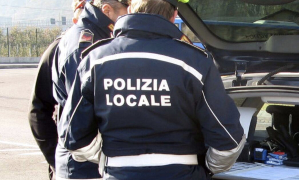 Manerbio: fuga in moto e arresto per un uomo senza patente