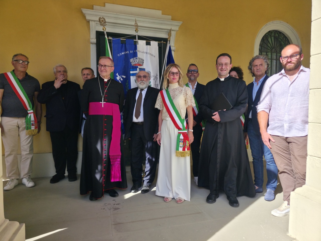 Monsignor Tremolada celebra la benedizione di Villa Alghisi Montini